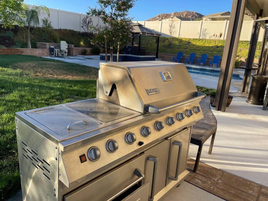 فيلا Vineyard Poolside Retreat Winchester المظهر الخارجي الصورة